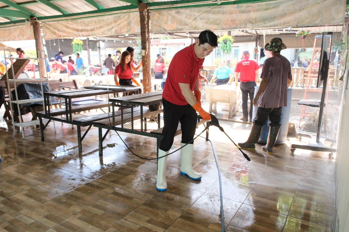 “ซีพี แอ็กซ์ตร้า ระดมทีมลงพื้นที่ ช่วยบรรเทาผลกระทบ–ฟื้นฟูผู้ประสบอุทกภัยภาคใต้ พร้อมเดินหน้าส่งต่อความช่วยเหลือต่อเนื่อง”
