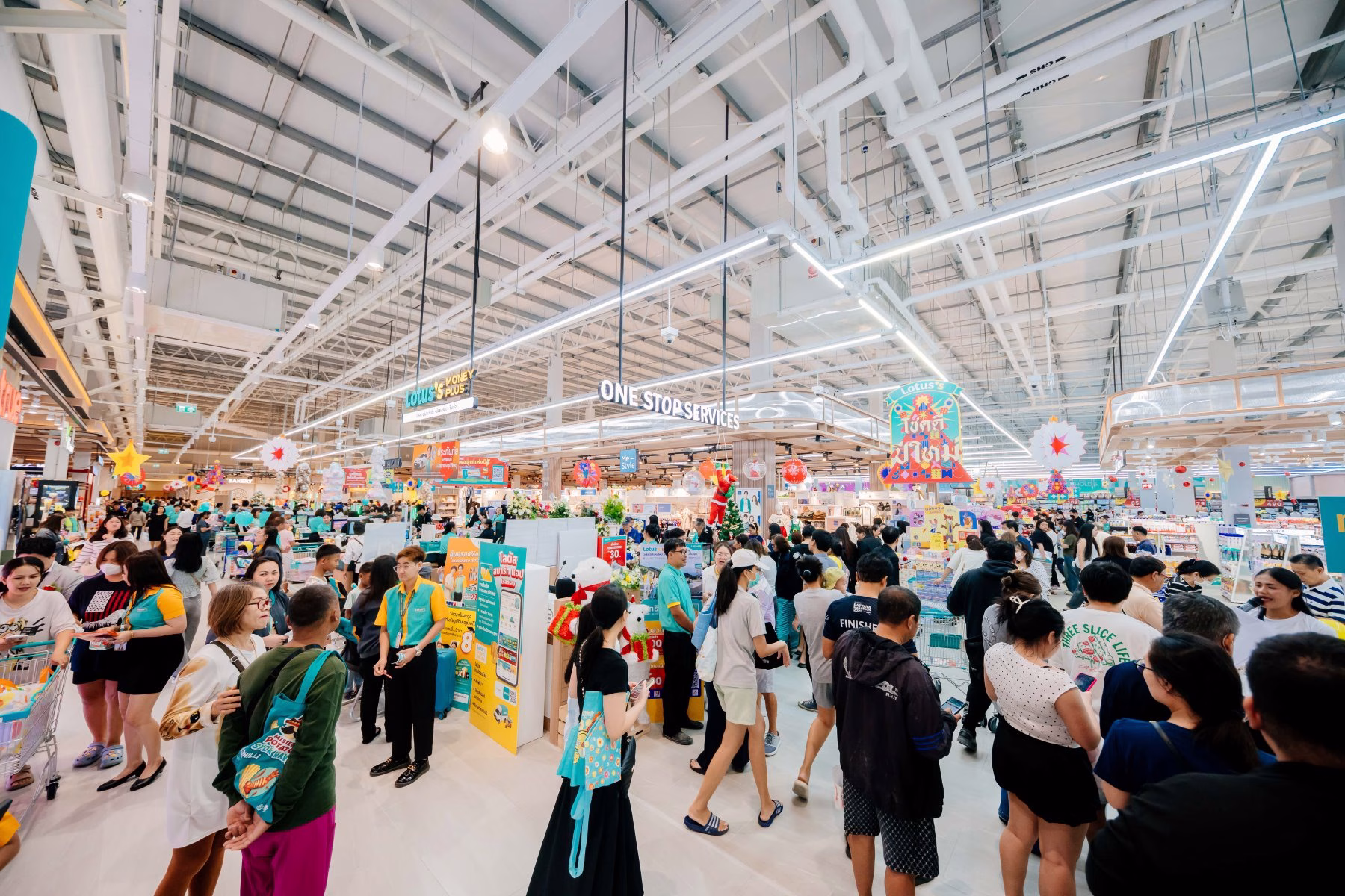 ซีพี แอ็กซ์ตร้า เร่งเครื่องส่งท้ายปี ลุยขยายสาขา “แม็คโคร–โลตัส” ต่อเนื่อง ตอกย้ำความเป็นผู้นำธุรกิจค้าส่งค้าปลีก