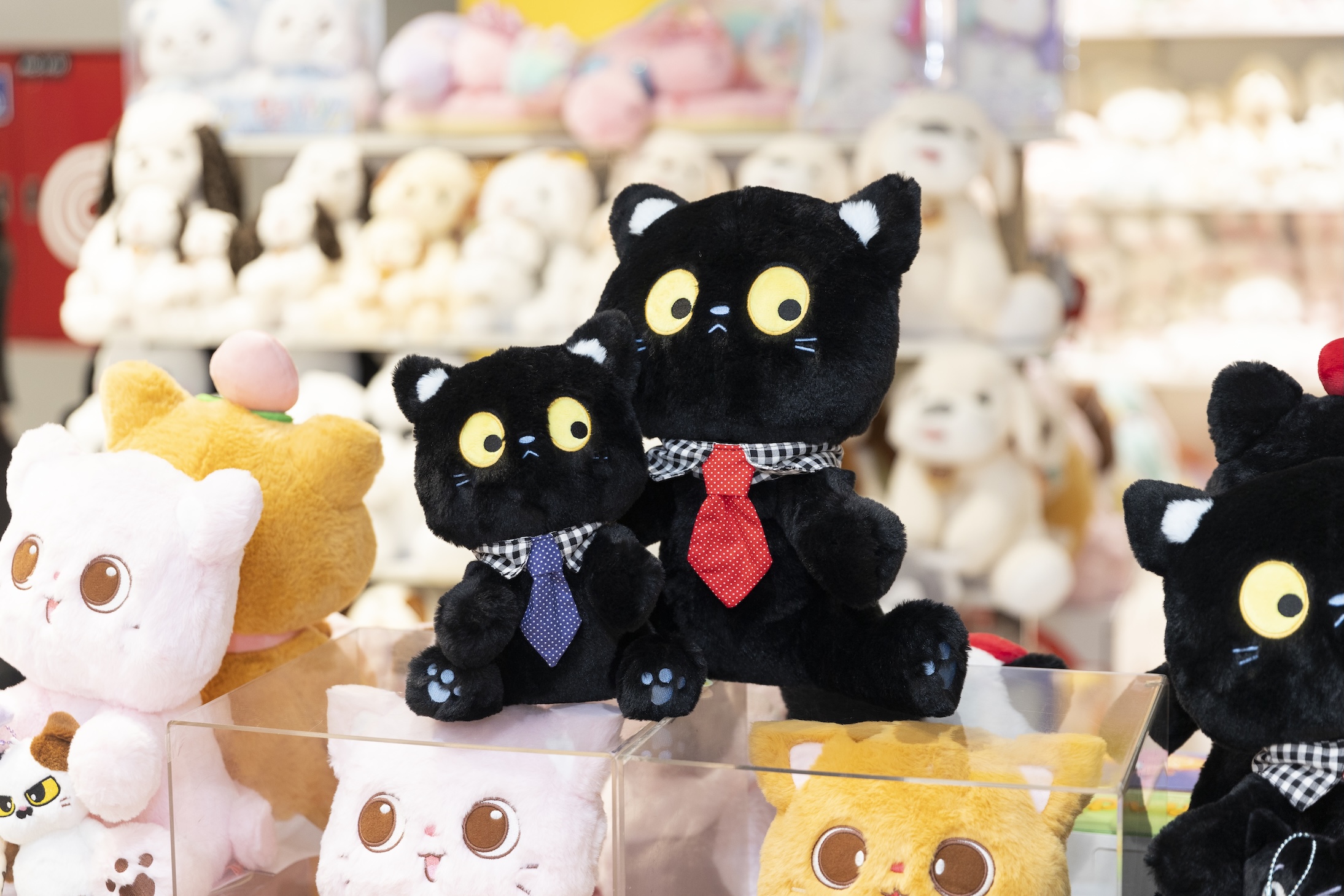 เปิดไอเดียของขวัญ “ธีม ม.ม้า” สุดเก๋ มัดรวมไอเทมโดนใจ ช้อปง่าย ครบจบที่ห้างโรบินสัน ในแคมเปญ “robinson Season Of Giving”