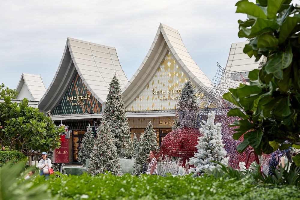 เซ็นทรัล วิลเลจ ยกระดับประสบการณ์ Luxury Outlet เปิดเฟสใหม่ ‘green Courtyard’ รองรับไลฟ์สไตล์เจนใหม่ พร้อมดันศักยภาพกำลังซื้อโตต่อเนื่อง