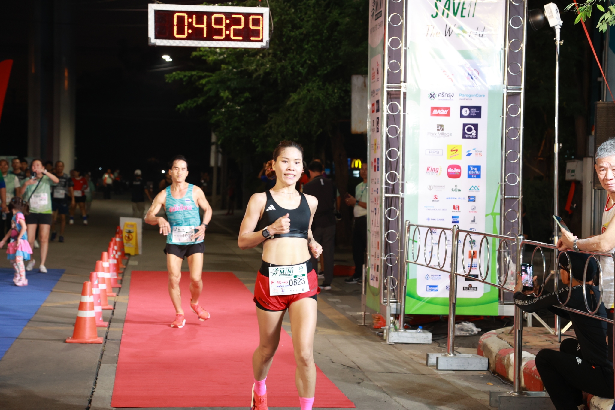 นครธนมินิมาราธอน ครั้งที่ 15 รวมพลังนักวิ่ง เพื่อสภากาชาดไทย – Save The World