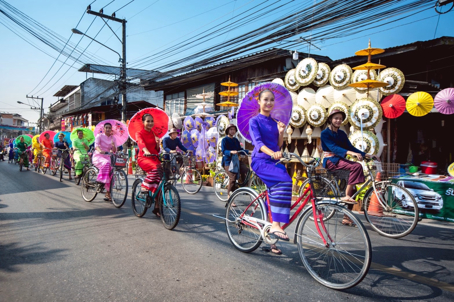 เทศบาลเมืองต้นเปา ชวนสัมผัสเสน่ห์ศิลปะพื้นบ้าน สืบสานภูมิปัญญาหัตถศิลป์ไทยกว่า 100 ปี ใน “เทศกาลร่มบ่อสร้างและหัตถกรรมสันกำแพง 2569” หัตถกรรมสร้างสรรค์ สีสันนานาชาติ ครั้งที่ 41 16 – 18 มกราคม 2569 ณ หมู่บ้านบ่อสร้าง อ.สันกำแพง จ.เชียงใหม่