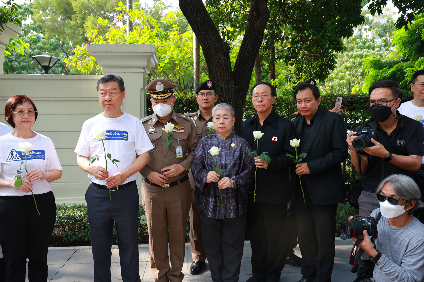 วิริยะประกันภัย ร่วมพิธีเปิดตัวโครงการ “โครงการกี่คันได้ข้าม” ชวนสังคมส่งเสริมวัฒนธรรมหยุดรถให้คนข้ามทางม้าลาย