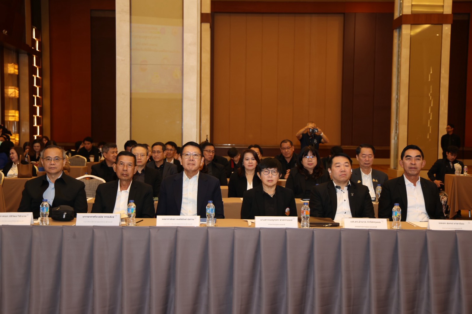 การเคหะแห่งชาติ ระดมกูรูร่วม “พลิกโฉมการพัฒนาเมืองที่ยั่งยืนด้วยข้อมูลและเทคโนโลยี”