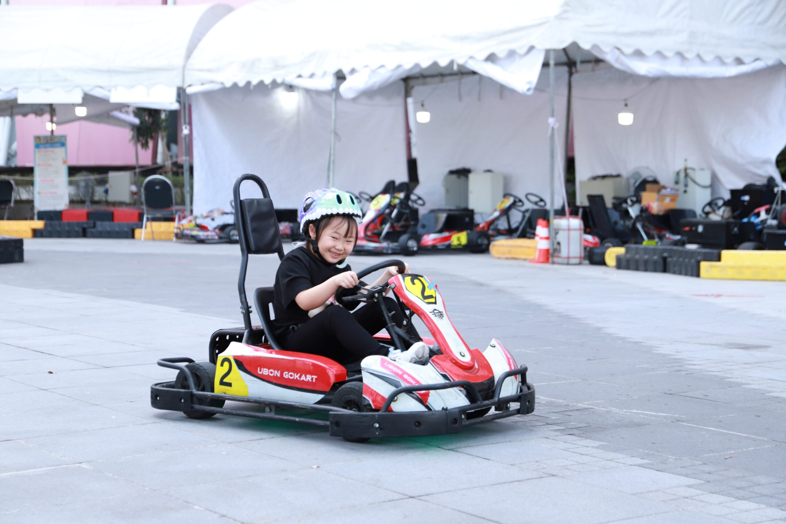 “เซ็นทรัลพัฒนา ยืนหนึ่งแลนด์มาร์กวันเด็กสุดยิ่งใหญ่ ตอกย้ำผู้นำ Kids & Family Destination ทั่วประเทศ มอบรอยยิ้มให้เด็กในงาน Central Kid’s Day 2026”