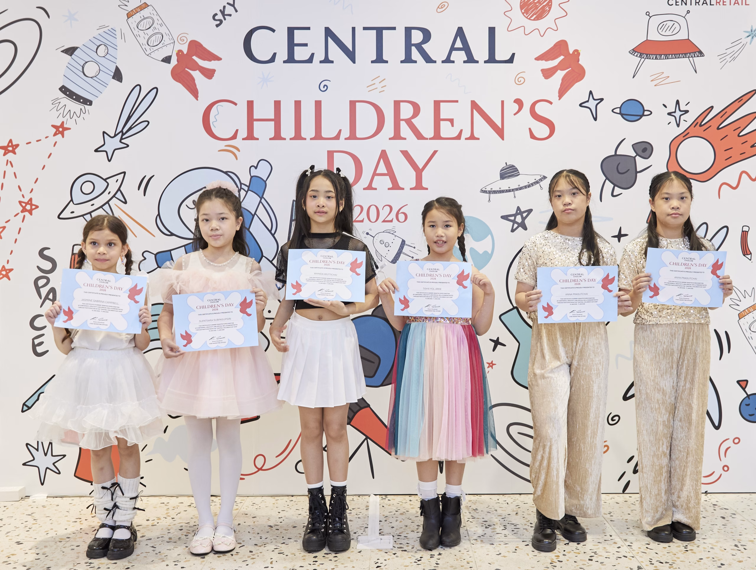 ห้างเซ็นทรัล ในเครือเซ็นทรัล รีเทล ฉลองใหญ่วันเด็กแห่งชาติ ชวน “น้องแสนดี น้องณิริน” นำทีมโมเดลเด็กเดบิวต์บนรันเวย์แฟชั่นในงาน “central Children’s Day 2026”
