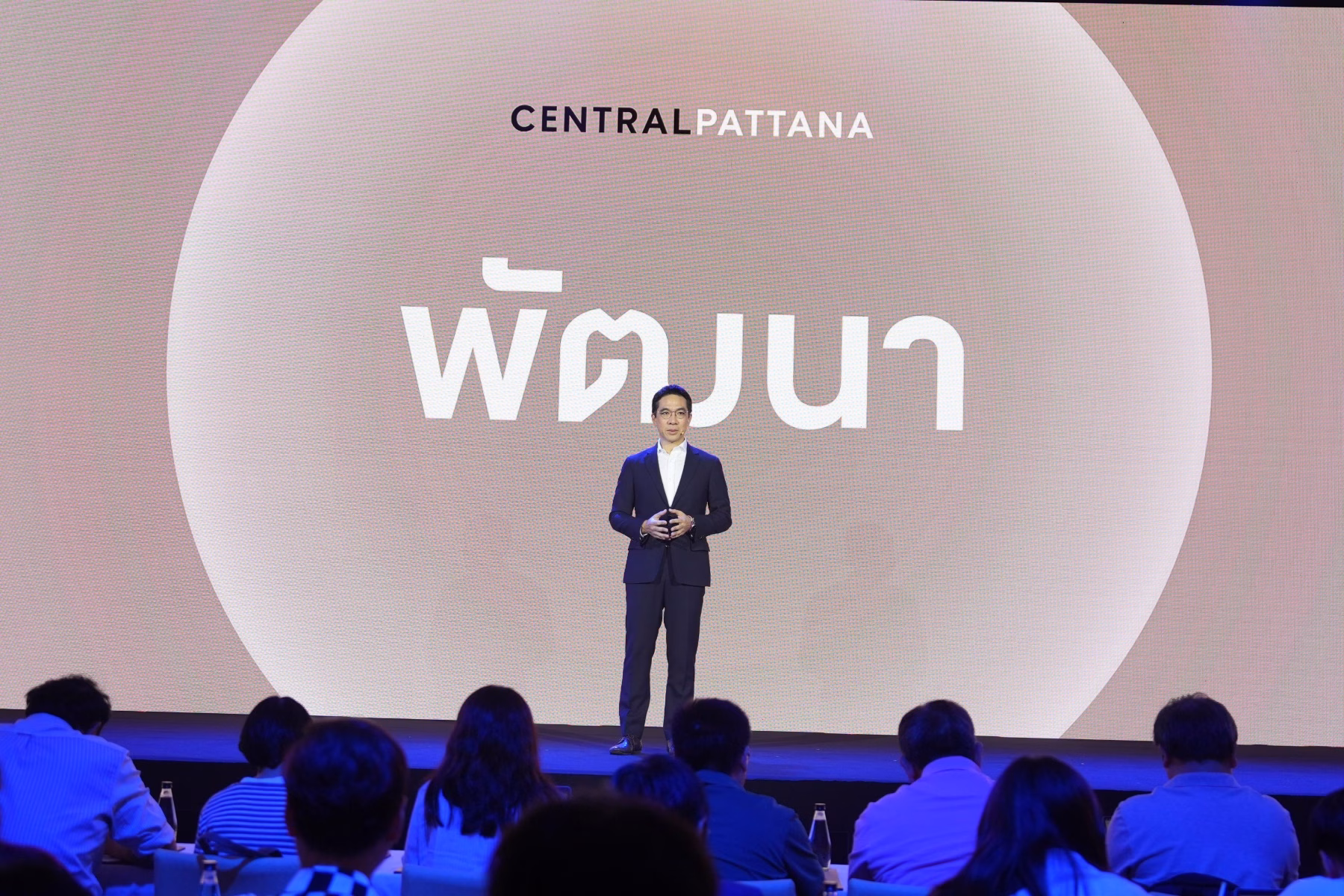 เซ็นทรัลพัฒนา ตอกย้ำผู้นำอสังหาฯ ไทย โดดเด่นทุกมิติ คว้า 63 รางวัลสำคัญระดับประเทศและระดับโลกตลอดปี 2568 สะท้อน “ความภูมิใจที่ได้พัฒนา” พร้อมผลักดันศักยภาพเมืองและเศรษฐกิจไทยสู่ระดับโลก