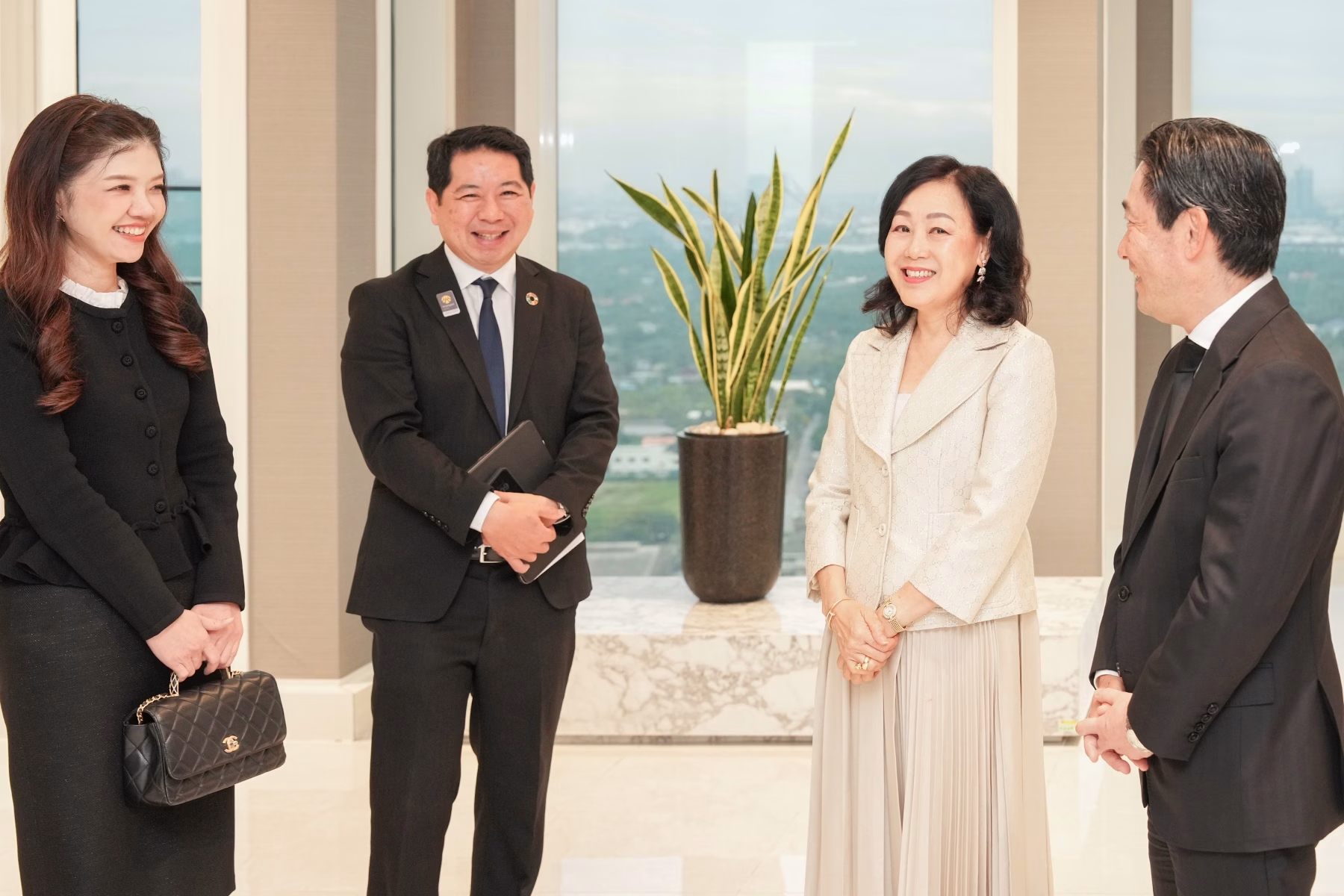 เซ็นทรัลพัฒนา–จีแลนด์ จับมือกรุงศรี เดินหน้า “the Central พหลโยธิน” โครงการแฟล็กชิพสีเขียว ขับเคลื่อนสังคมคาร์บอนต่ำอย่างเป็นรูปธรรม