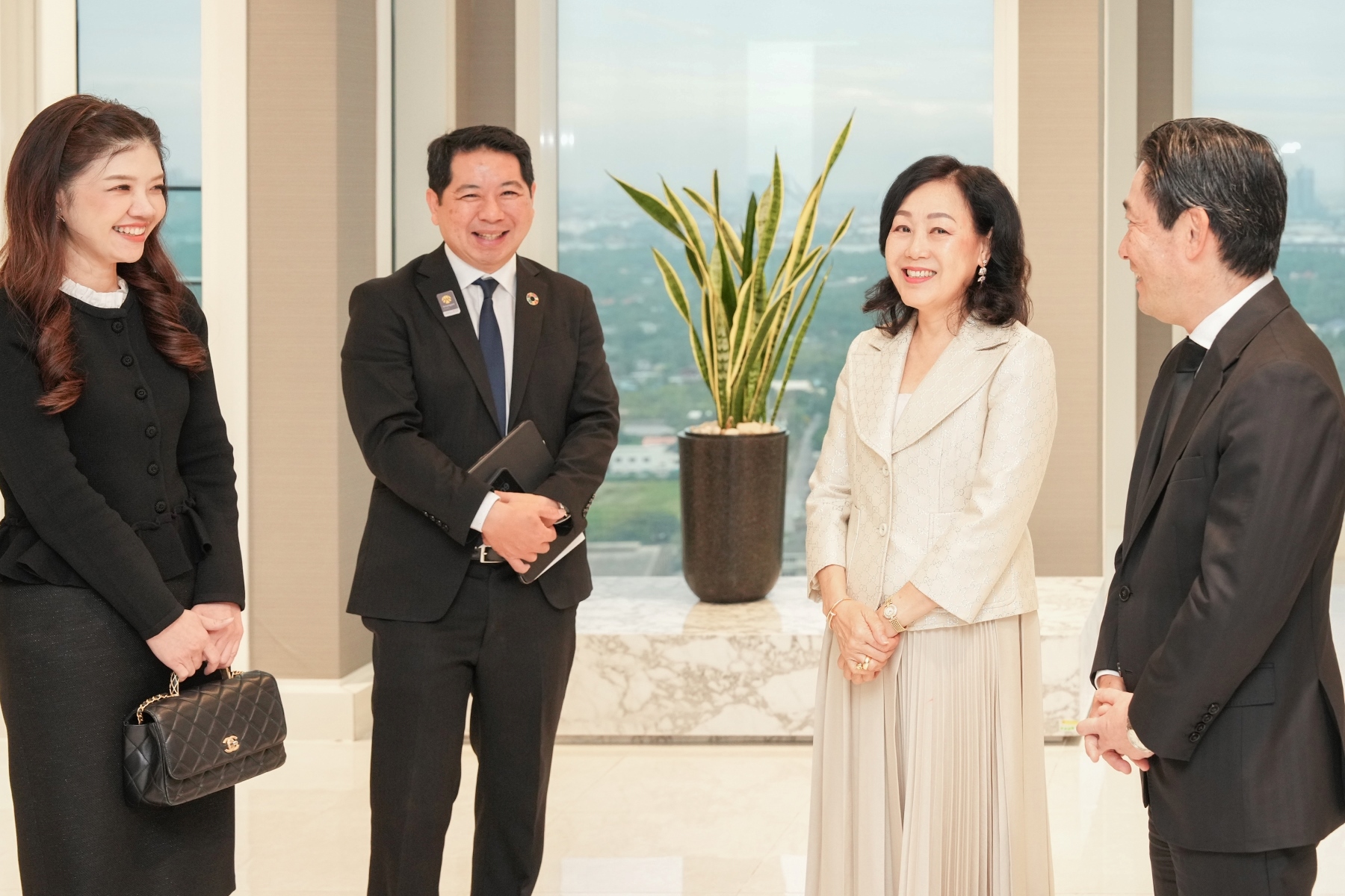 เซ็นทรัลพัฒนา–จีแลนด์ จับมือกรุงศรี เดินหน้า “the Central พหลโยธิน” โครงการแฟล็กชิพสีเขียว ขับเคลื่อนสังคมคาร์บอนต่ำอย่างเป็นรูปธรรม