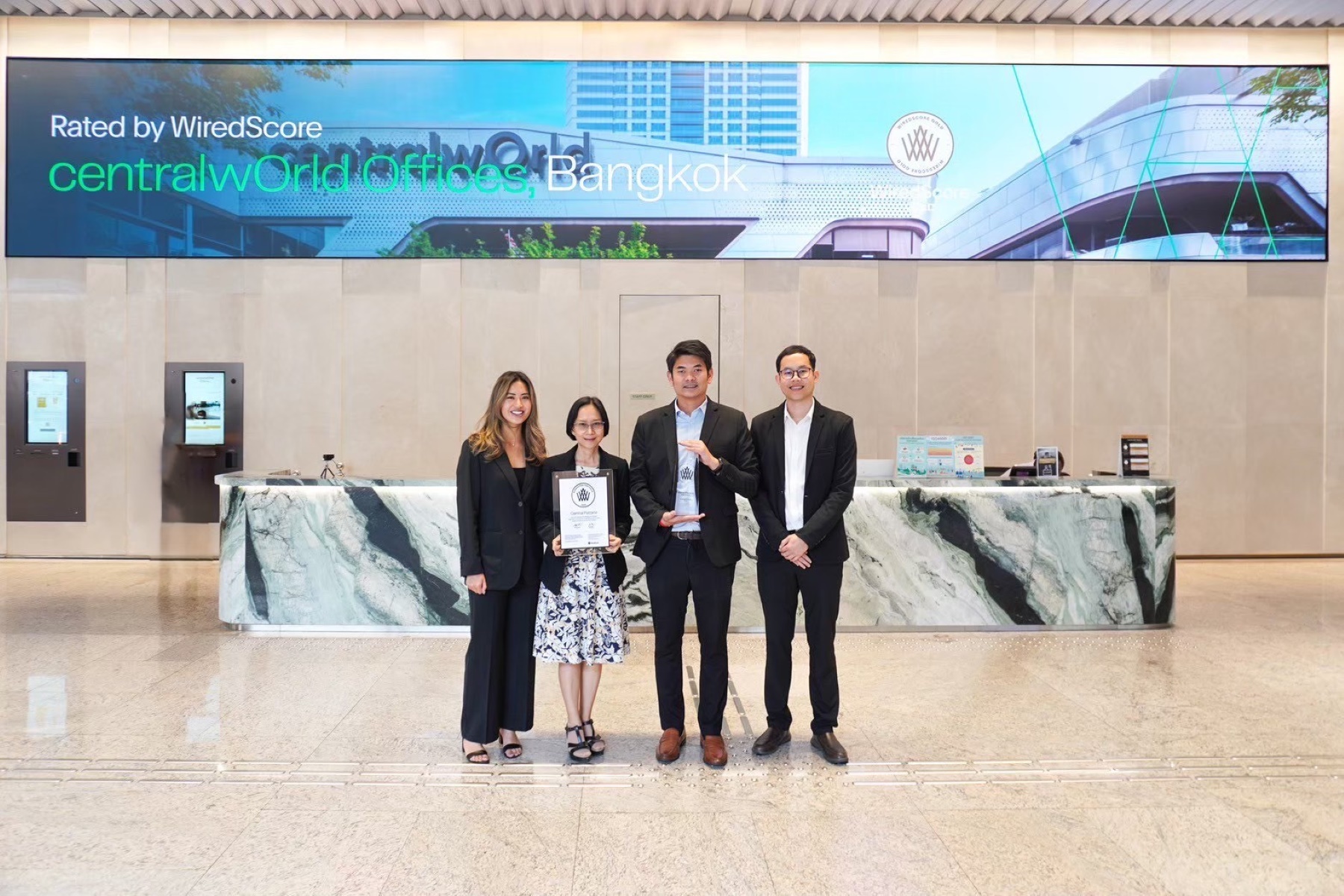 เซ็นทรัลพัฒนา ตอกย้ำผู้นำอสังหาฯ ไทย โดดเด่นทุกมิติ คว้า 63 รางวัลสำคัญระดับประเทศและระดับโลกตลอดปี 2568 สะท้อน “ความภูมิใจที่ได้พัฒนา” พร้อมผลักดันศักยภาพเมืองและเศรษฐกิจไทยสู่ระดับโลก