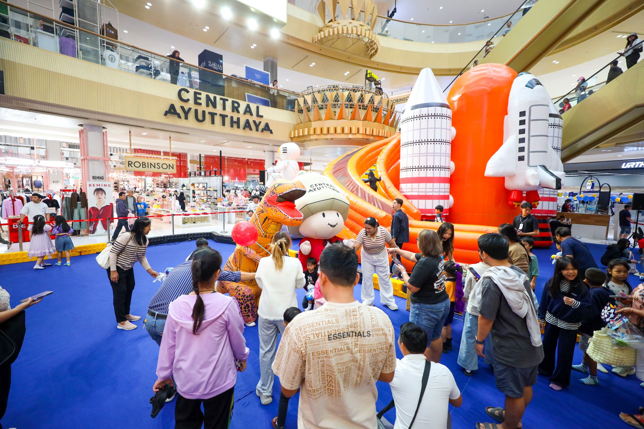 “เซ็นทรัลพัฒนา ยืนหนึ่งแลนด์มาร์กวันเด็กสุดยิ่งใหญ่ ตอกย้ำผู้นำ Kids & Family Destination ทั่วประเทศ มอบรอยยิ้มให้เด็กในงาน Central Kid’s Day 2026”