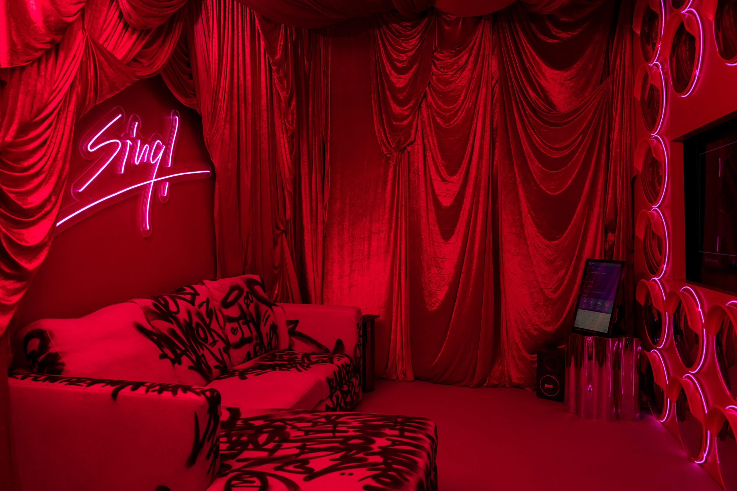 Airbnb ดึง มิลลิ โปรโมทเสน่ห์กรุงเทพฯ สู่สายตาคนทั่วโลก ‘bangkok Weekender’ ประสบการณ์สุดเอ็กซ์คูลซีฟบน Airbnb