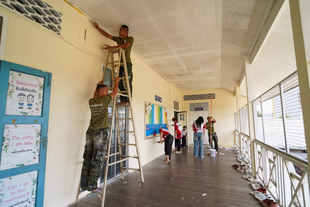 Toa ไม่ทิ้งกัน เคียงข้างพี่น้องชาวใต้ ผนึกกำลังจิตอาสา – ทาสีฟื้นฟูโรงพยาบาลและโรงเรียน คืนรอยยิ้มสู่หาดใหญ่ หลังวิกฤตอุทกภัยปี 68