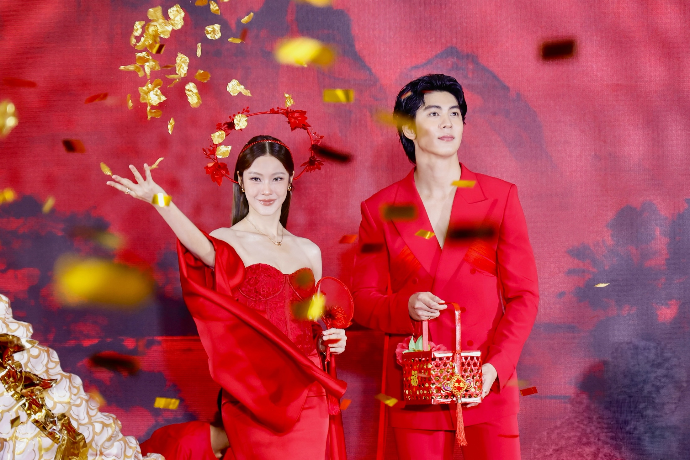 เริ่มศักราชใหม่ด้วยความเฮง ห้างเซ็นทรัล ในเครือเซ็นทรัล รีเทล เปิดแคมเปญฉลองใหญ่ตรุษจีน “the Great Chinese New Year 2026” เสิร์ฟกิจกรรม เสริมสิริมงคล พลังแห่งความโชคดี รับปีม้าไฟ