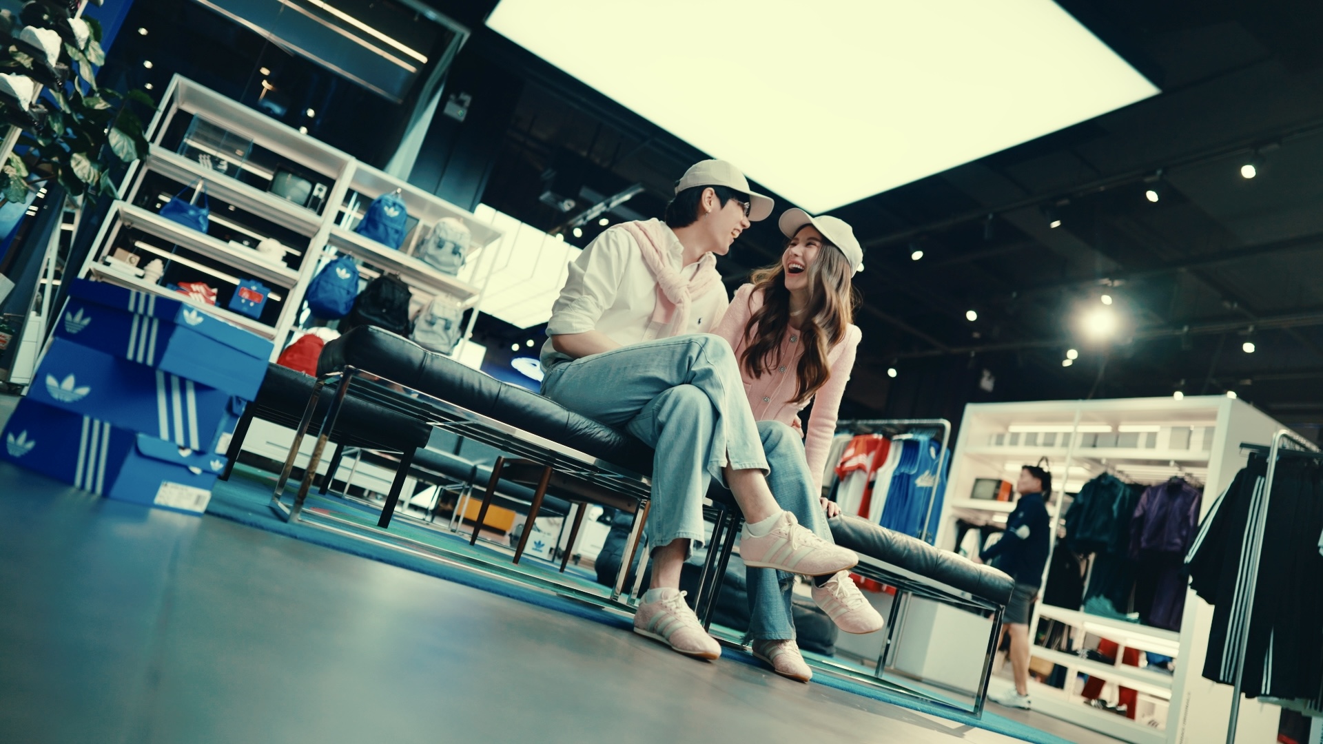 วาเลนไทน์นี้ เซ็นทรัลพัฒนา ขับเคลื่อนความรักผ่านแคมเปญ ‘love In Motion’ จัดเต็มกิจกรรมครอบคลุมทุกมิติความสัมพันธ์ เช็กอินแลนด์มาร์กแห่งรัก 6 16 ก.พ. 69 ที่เซ็นทรัลทั่วประเทศ