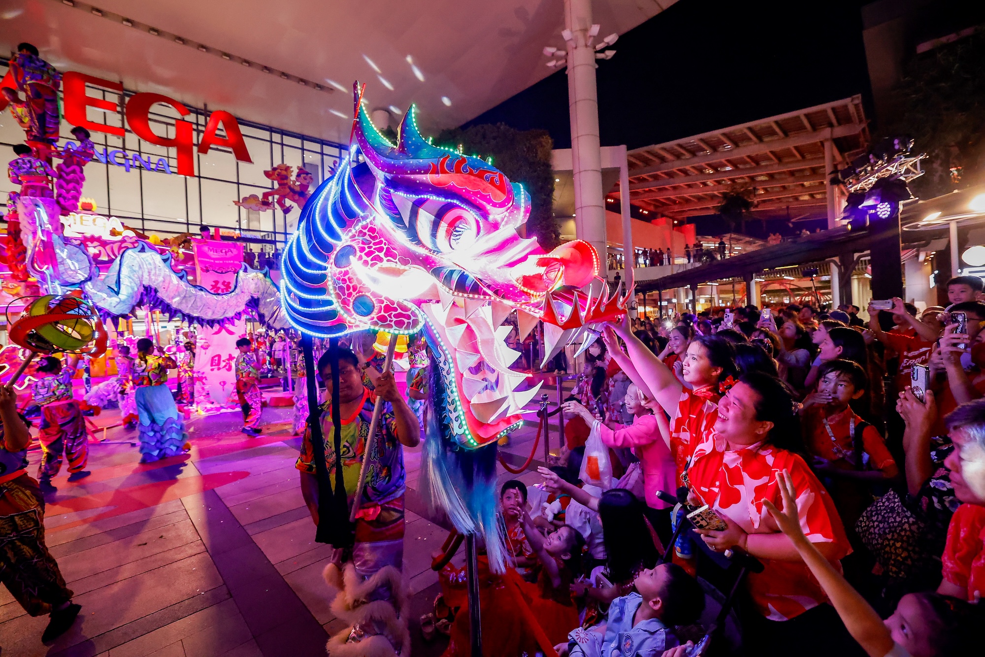 เมกาบางนาสร้างปรากฏการณ์ฉลองตรุษจีนปีม้า กับโชว์มังกรสิงโตและม้ามงคลสุดอลังการ ในงาน Mega Chinese New Year 2026 โชคดีม้าแล้ว”
