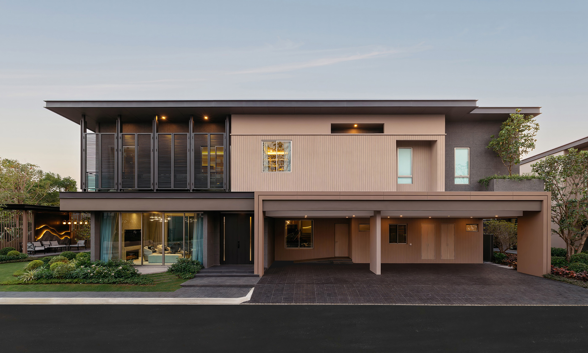 “พฤกษา” ยกระดับการอยู่อาศัย เปิดตัว “เดอะ ปาล์ม คอร์ทยาร์ด บางนา กม. 8” โครงการลักชัวรีดีไซน์ใหม่ ครั้งแรกกับแบบบ้าน “คอร์ทยาร์ด” ออกแบบให้ธรรมชาติเป็นส่วนหนึ่งของชีวิต…ตั้งแต่ก้าวแรก