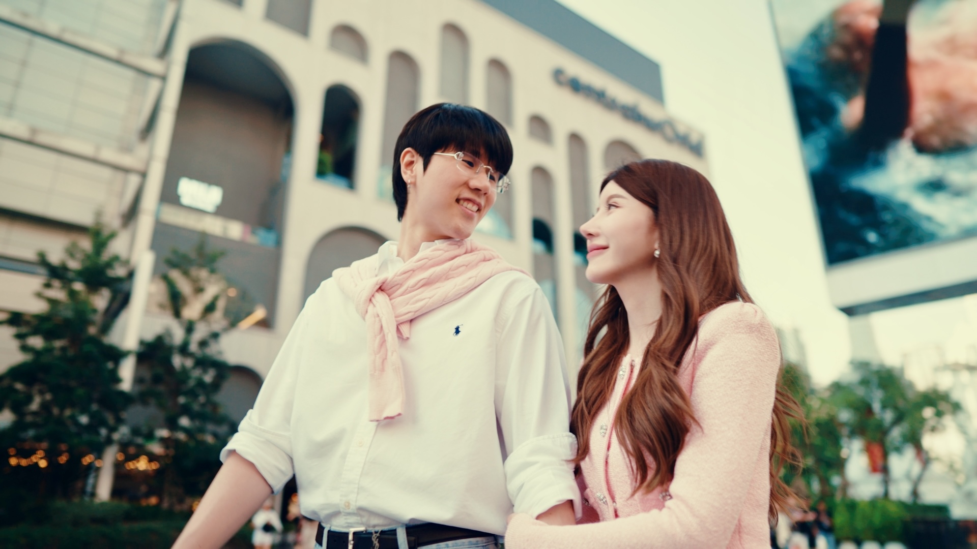 วาเลนไทน์นี้ เซ็นทรัลพัฒนา ขับเคลื่อนความรักผ่านแคมเปญ ‘love In Motion’ จัดเต็มกิจกรรมครอบคลุมทุกมิติความสัมพันธ์ เช็กอินแลนด์มาร์กแห่งรัก 6 16 ก.พ. 69 ที่เซ็นทรัลทั่วประเทศ