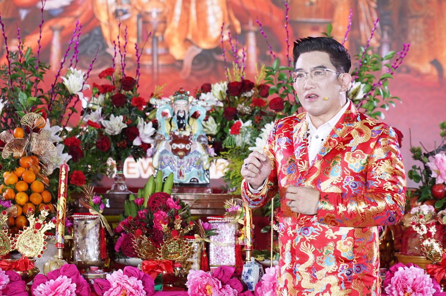 ไอคอนสยาม สานต่อความมงคลจัดพิธีไหว้ “เทพเจ้าไฉ่ซิงเอี๊ย” ครั้งยิ่งใหญ่ริมน้ำเจ้าพระยา ตอกย้ำแลนด์มาร์กแห่งศรัทธาในเทศกาลตรุษจีน 2569