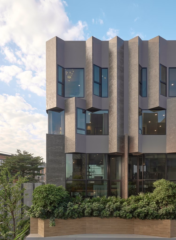 อาเวีย พร็อพเพอร์ตี้ กางแผนปี 2026 ตอกย้ำความสำเร็จ 2 ทศวรรษ ชูโปรเจกต์ “the Park Lane 15” รุกตลาดลักชูรี พร้อมตั้งเป้ายอดโอนรวมกว่า 266 ล้านบาทโต 15%