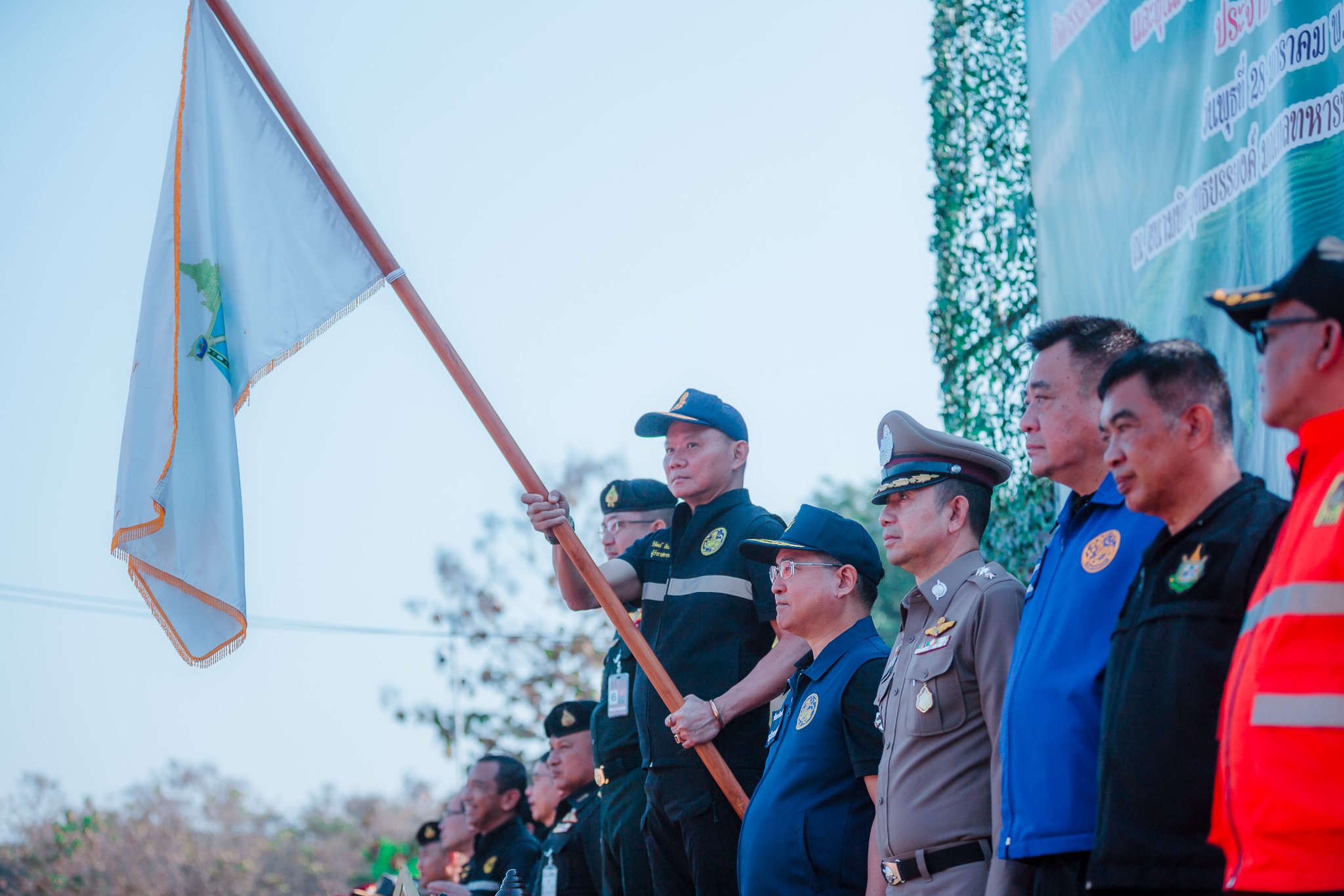 ศุภาลัย พัฒนาเมืองควบคู่สิ่งแวดล้อม หนุนจังหวัดลำปาง ส่งมอบอุปกรณ์ป้องกันไฟป่า เสริมภารกิจแก้ปัญหาหมอกควัน–pm2.5