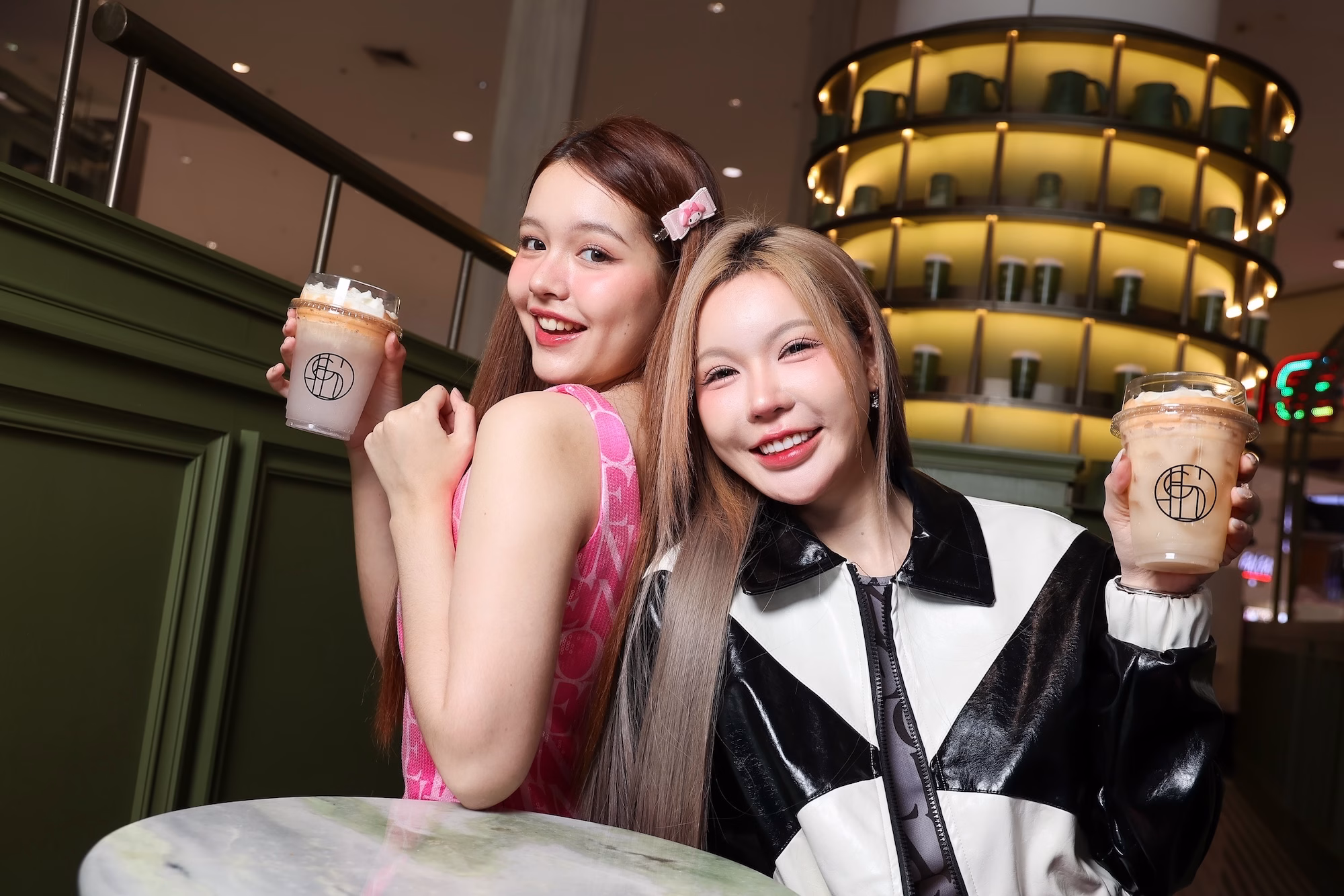 เมกาบางนา รวมเมนูใหม่พร้อมเสิร์ฟ ทั้งเมนูเครื่องดื่มและขนมจาก 12 ร้านดัง ในแคมเปญ “mega New Arrivals” สมาชิกเมกา สไมล์ รีวอร์ดส แลกรับฟรี! ตั้งแต่วันที่ 1 – 31 มีนาคม 2569 ที่ศูนย์การค้าเมกาบางนา