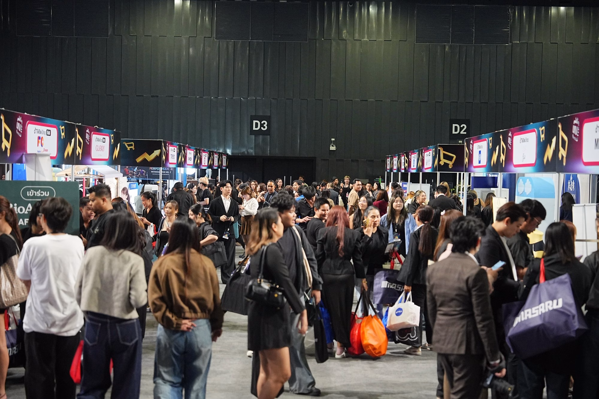 Tiktok Shop พลิกโฉมอีคอมเมิร์ซสู่ “discovery Commerce” ชูคอนเทนต์และครีเอเตอร์เร่งขับเคลื่อนการเติบโต คาด Creator Economy ไทยแตะ 1.72 แสนล้านดอลลาร์สหรัฐฯ ภายในปี 2573