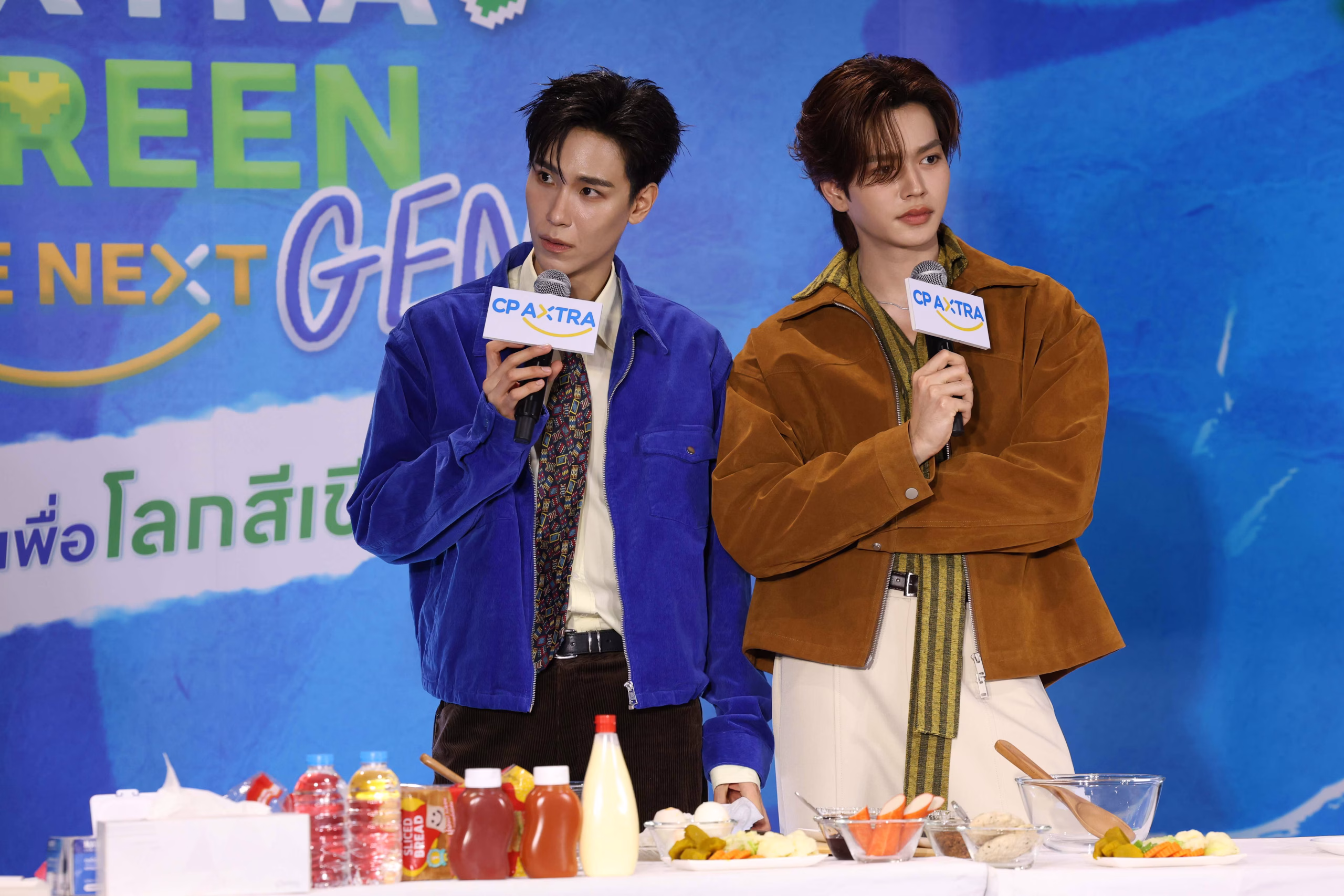 จูเนียร์ มาร์ค สร้างปรากฎการณ์รักษ์โลก รวมพลังแฟนคลับ เปลี่ยนขวดพลาสติกเป็นประโยชน์ ครั้งแรก!!!