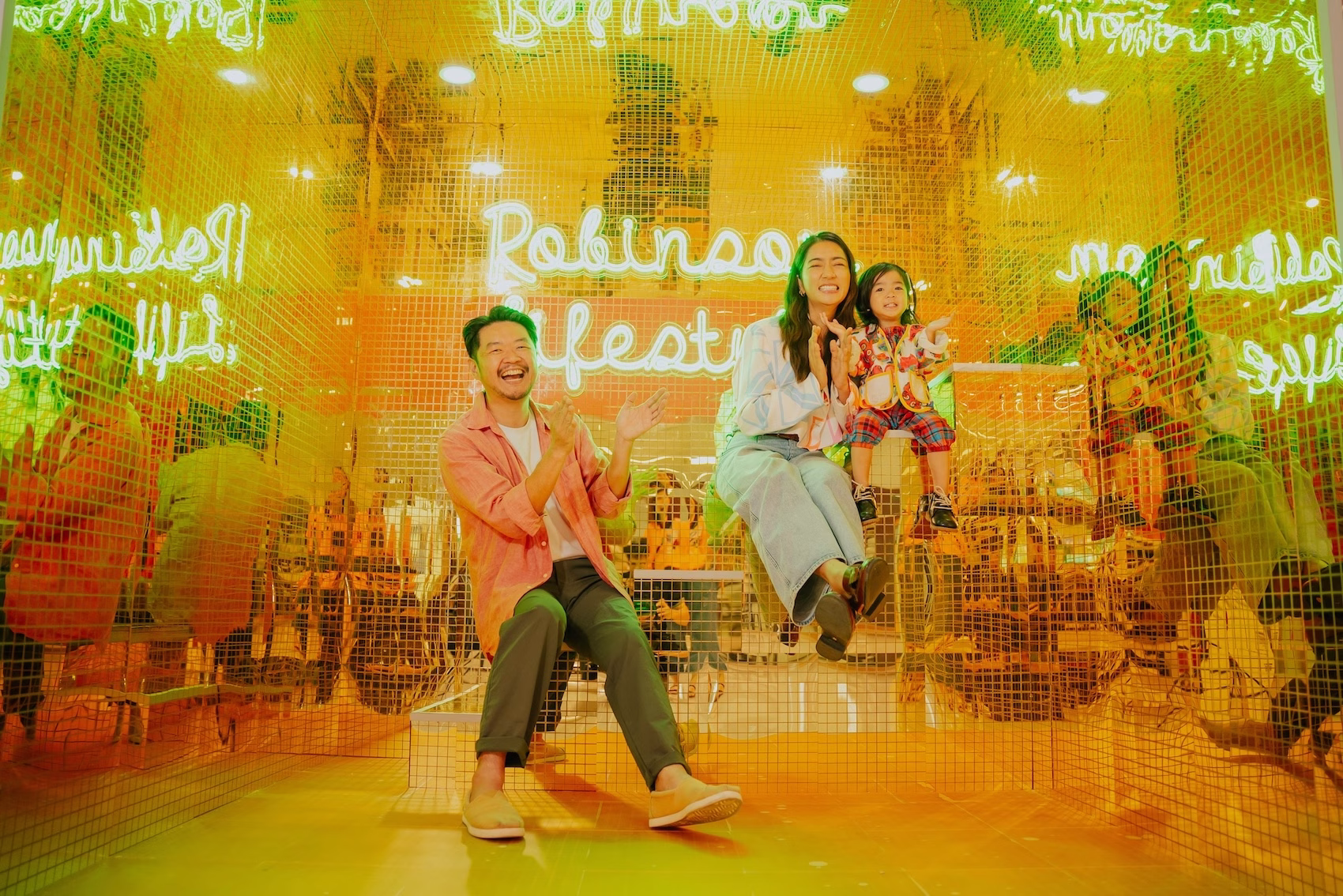 โรบินสันไลฟ์สไตล์ ในเครือเซ็นทรัล รีเทล เผยความสำเร็จปี 68 เดินเครื่องด้วยกลยุทธ์ Lifestyle & Experiential Community เต็มพิกัด ปรับโฉมศูนย์การค้าฯ ดึงร้านค้าใหม่กว่า 200 แบรนด์ พร้อมรุกปี 69