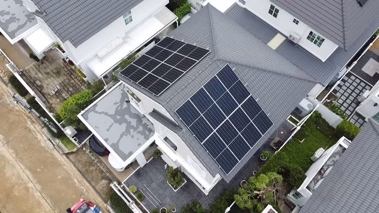 เคทีซีจับมือภาครัฐ–เอกชน เปิดเวทีไขความเข้าใจมาตรการลดหย่อนภาษี Solar Rooftop พลิกเกมพลังงานบ้านไทยสู่ Smarter Living